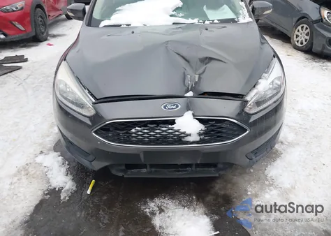 2016 Ford Focus Se z USA, uszkodzony, nr VIN 1FADP3F2XGL269144